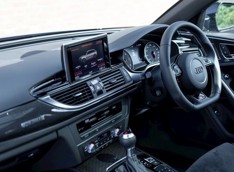 Audi RS6 Avant Performance 17