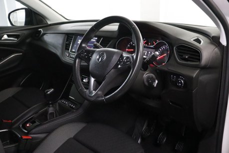 Vauxhall Grandland X SRI NAV 5