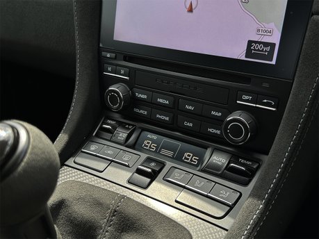 Porsche 718 CAYMAN GT4 RS PDK 88