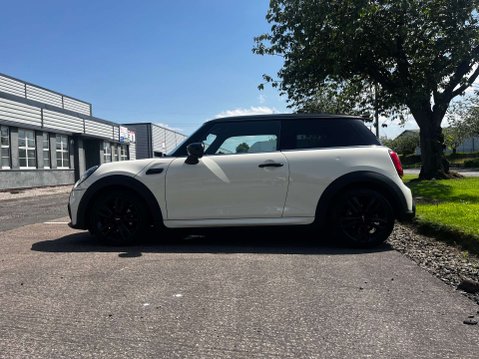 Mini Hatch 1.5 Cooper Sport 3dr 2
