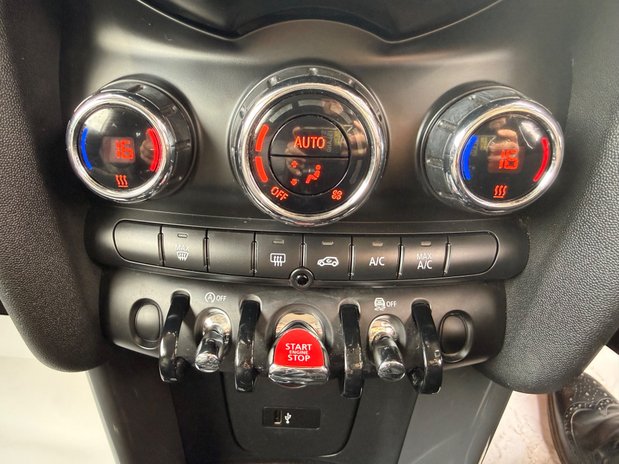 Mini Hatch COOPER 27