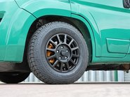 Brand new Pre registered 4.5 TON Seeker Horsebox delivery miles with aluminium stallion partitions  11