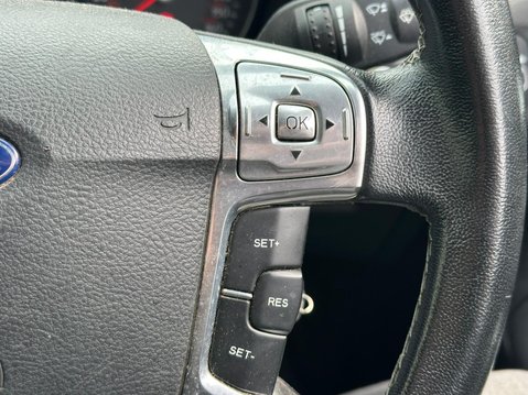 Ford Mondeo 2.0 TDCi Zetec Euro 5 5dr 14