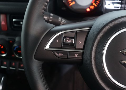 Suzuki Jimny SZ5 4X4 34