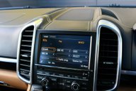 Porsche Cayenne 3.0 Cayenne S Hybrid Tiptronic S 4WD 5dr 30