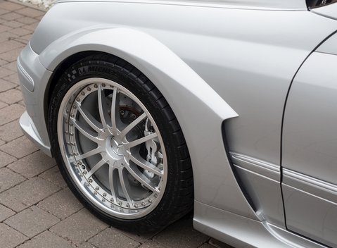 Mercedes-Benz CLK DTM AMG 28