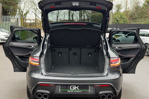 Porsche Macan GTS PDK -BURMESTER HIGH END -PAN ROOF -GTS SPORT PACK-PTV PLUS -£19K EXTRAS 19
