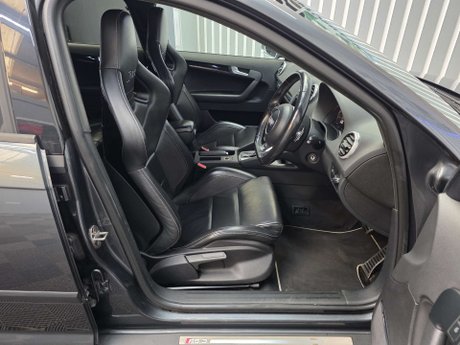 Audi RS3 2.5 TFSI Sportback 5dr Petrol S Tronic quattro Euro 5 (340 ps) 21
