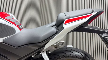 Yamaha R125 2022 MK3 SUPER SPORT 125CC 60TH ANNIVERSARY ONLY 5K 33