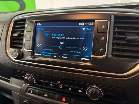 Peugeot Expert 2.0 Expert Professional Premium + L2 BlueHDi 26