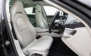 Porsche Panamera Turbo S E-Hybrid Executive 9