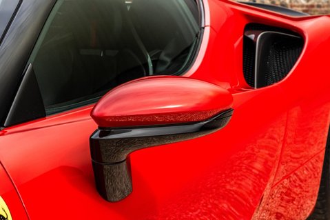 Ferrari SF90 Stradale 4.0T V8 7.9kWh F1 DCT 4WD Euro 6 (s/s) 2dr 14