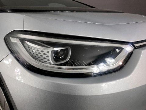 Volkswagen ID.3 Pro Performance 58kWh Business Hatchback 5dr Electric Auto (204 ps) Air Con 9