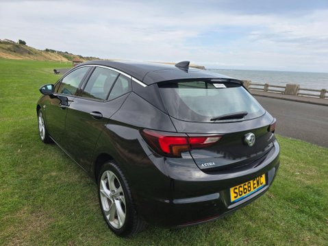 Vauxhall Astra 1.4i Turbo SRi Nav Euro 6 5dr 7