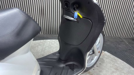 Piaggio Liberty 2012 PROJECT 2 STROKE 2T SCOOTER SPARES OR REPAIR 50CC 15