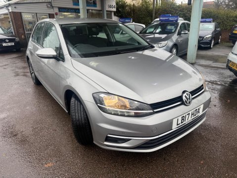 Volkswagen Golf 1.0 TSI BlueMotion Tech SE Nav Euro 6 (s/s) 5dr 2