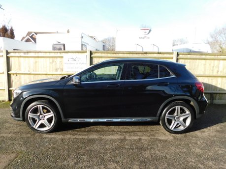 Mercedes-Benz GLA Class GLA 200 AMG LINE PREMIUM 1.6 5dr 7