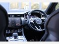 Jaguar F-Pace SPORT MHEV 16