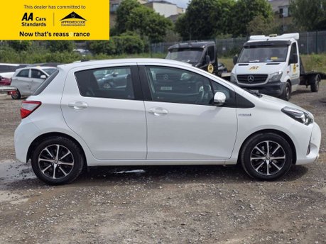 Toyota Yaris 1.5 VVT-h Icon Tech Hatchback 5dr Petrol Hybrid E-CVT Euro 6 (s/s) (100 ps) 9