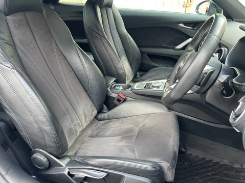 Audi TT 2.0 TFSI Black Edition Coupe 3dr Petrol S Tronic quattro Euro 6 (s/s) (230 11