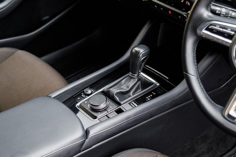 Mazda 3 SPORT LUX MHEV 26