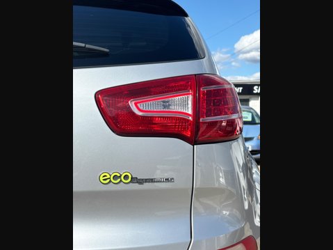 Kia Sportage 1.7 CRDi EcoDynamics 2 2WD Euro 5 (s/s) 5dr 6