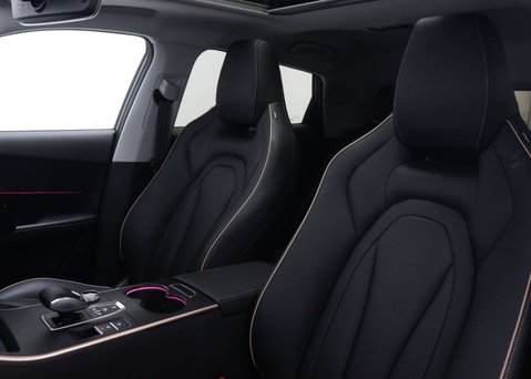 OMODA 5 1.6 5 Noble Auto 5dr 46