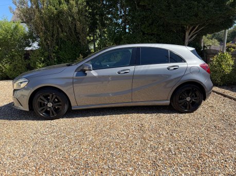 Mercedes-Benz A Class 1.5 A180d Sport (Premium Plus) 7G-DCT Euro 6 (s/s) 5dr 5