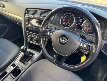 Volkswagen Golf 2.0 TDI BlueMotion Tech SE Euro 6 (s/s) 5dr