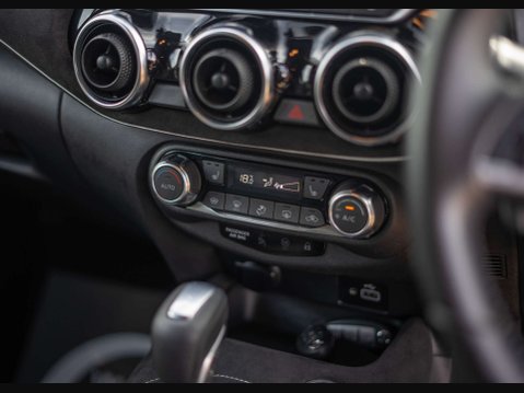 Nissan Juke 1.0 Juke Tekna+ DiG-T Semi-Auto 5dr 16