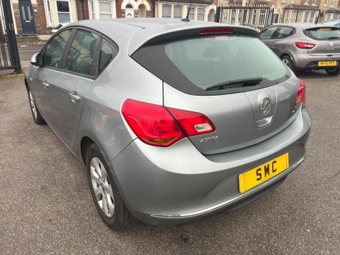 Vauxhall Astra 1.6i Design Euro 6 5dr 4