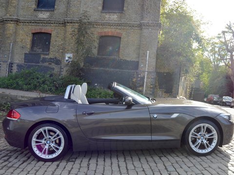 BMW Z4 E89 2.5 23i sDrive Roadster 45