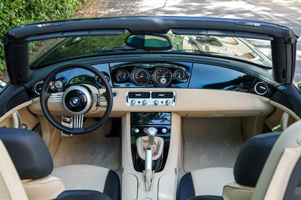 BMW Z8 Roadster 1,100km 17