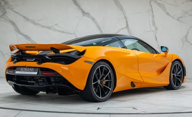 McLaren 720S 8