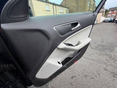 Mercedes-Benz GLA GLA 200 SPORT PREMIUM 13