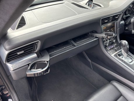 Porsche 911 3.4 991 Carrera 4 Black Edition Coupe 2dr Petrol PDK 4WD Euro 6 (350ps) 12