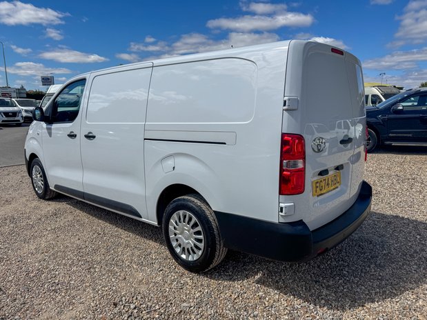 Toyota Proace LWB L2H1 Low Roof 145 Bhp 3100 Icon Air Con Sensors EURO 6 10