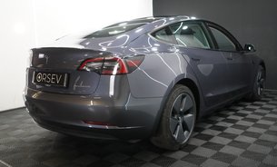 Tesla Model 3 LONG RANGE AWD One Owner RYZEN Now with GROK AI Adaptive LEDs Pano Roof   6
