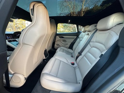Porsche Taycan Performance Plus 93.4kWh 4 Cross Turismo Auto 4WD 5dr (11kW Charger) 7