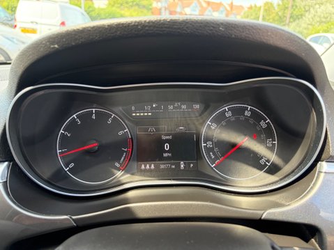 Vauxhall Corsa 1.4 SE AUTOMATIC 23