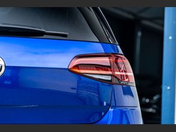 Volkswagen Golf 2.0 Golf R TSi 4Motion Semi-Auto 4WD 5dr 27