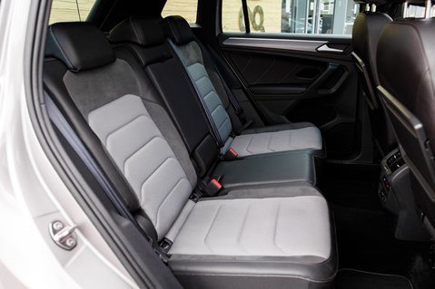 Volkswagen Tiguan R-LINE TECH TDI 4MOTION DSG 40