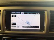 Jaguar XF 3.0d S V6 Premium Luxury Saloon 4dr Diesel Auto Euro 5 (s/s) (275 ps) 33