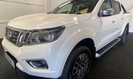 Nissan Navara 2.3 Navara Tekna dCi Auto 4WD 5dr