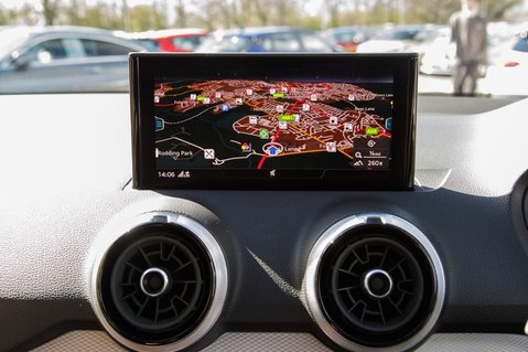 Audi Q2 TFSI SPORT 22