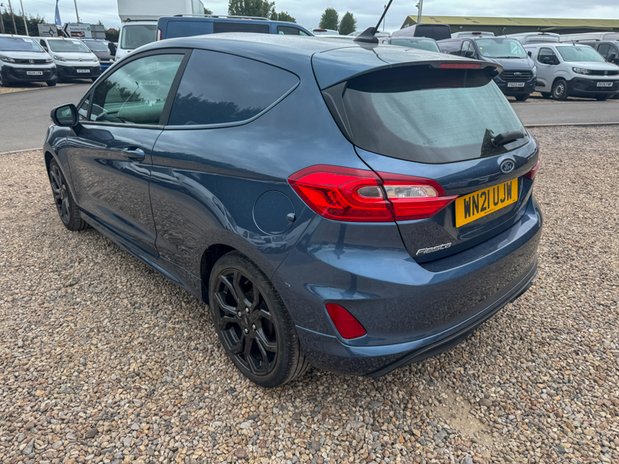 Ford Fiesta Petrol SWB L1H1 Low Roof Sport Air Con Alloys EURO 6 NO VAT 10