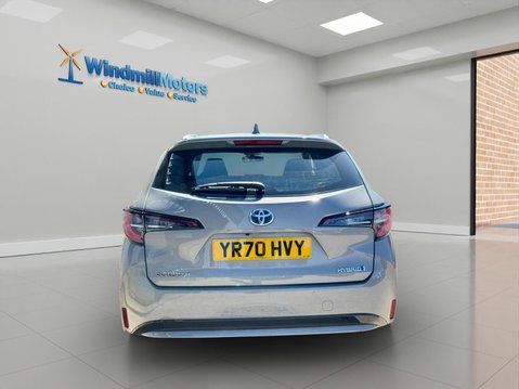Toyota Corolla 1.8 VVT-h Icon Tech Touring Sports CVT Euro 6 (s/s) 5dr 9
