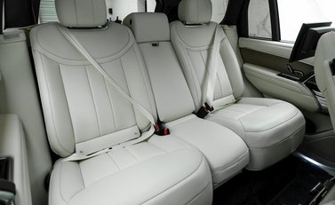 Land Rover Range Rover P530 First Edition 12