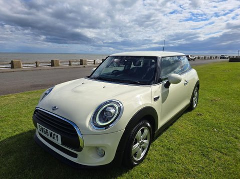 Mini Hatch 1.5 One Euro 6 (s/s) 3dr 7
