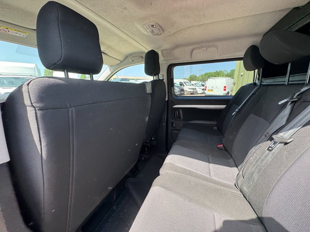 Vauxhall Vivaro Crew Cab LWB L2H1 Low Roof Sportive 2900 Air Con Sensors EURO 6 NO VAT 10